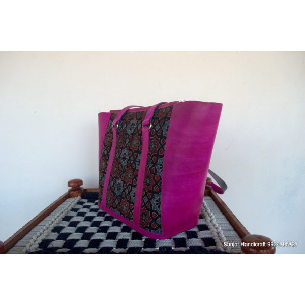 natural and artistic